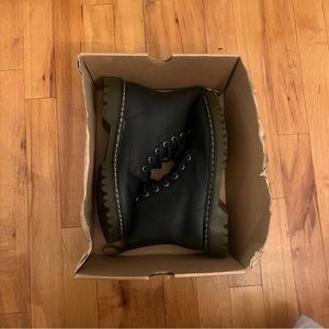 Luana Dr. Marten’s